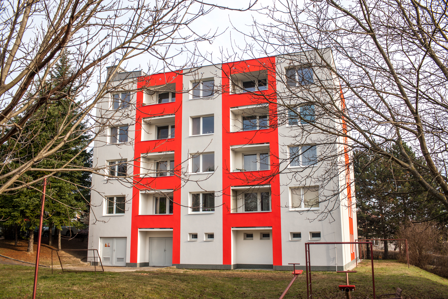 Revitalizace bytového domu Traťová 589/2, Brno